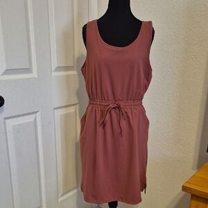 Elegant Pink Sleeveless Dress